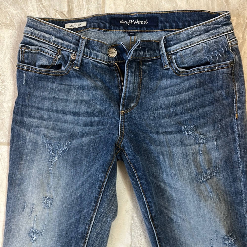 Driftwood Marilyn distressed skinny jeans